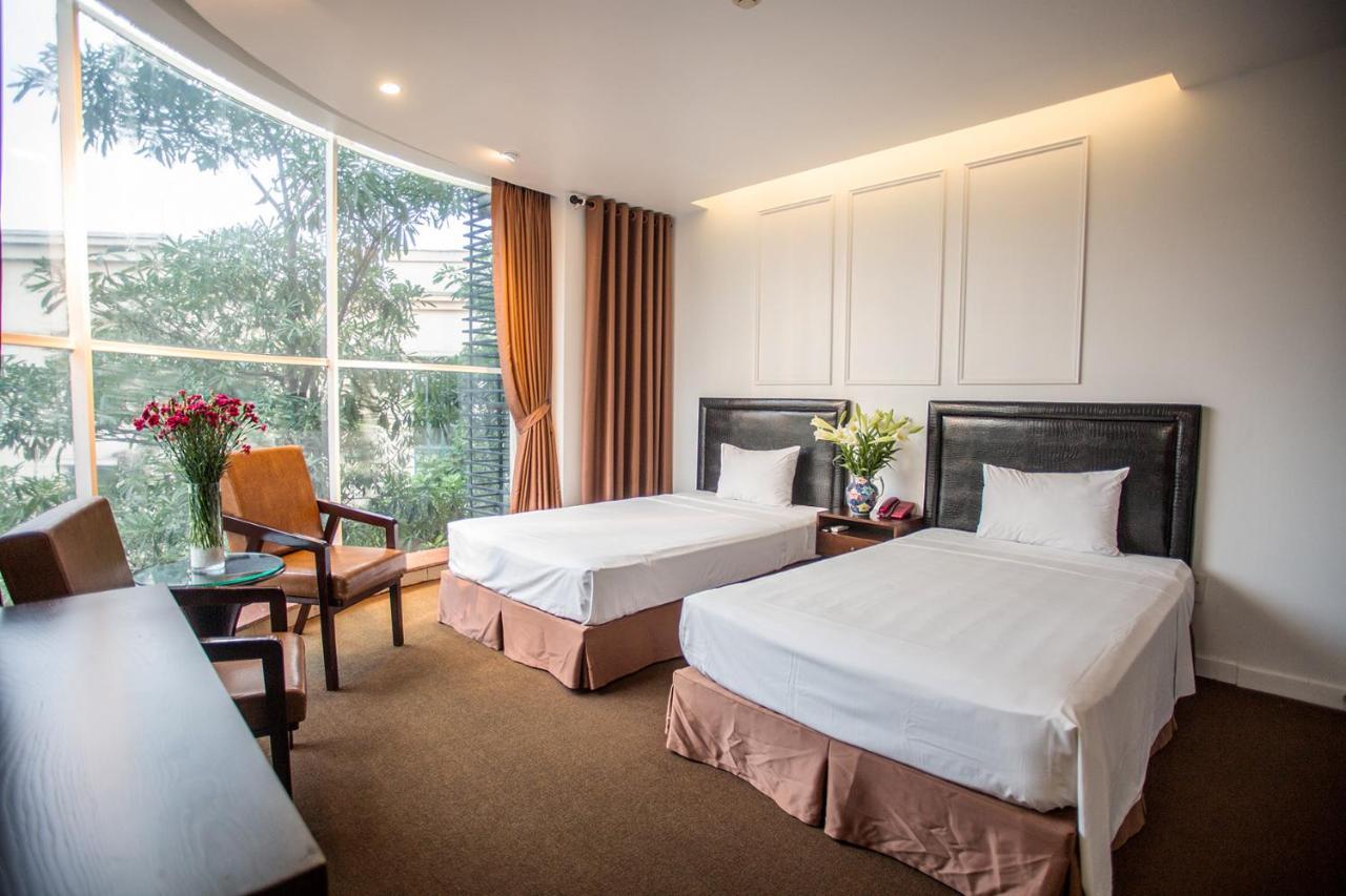 Dinh 3* Hanoi
